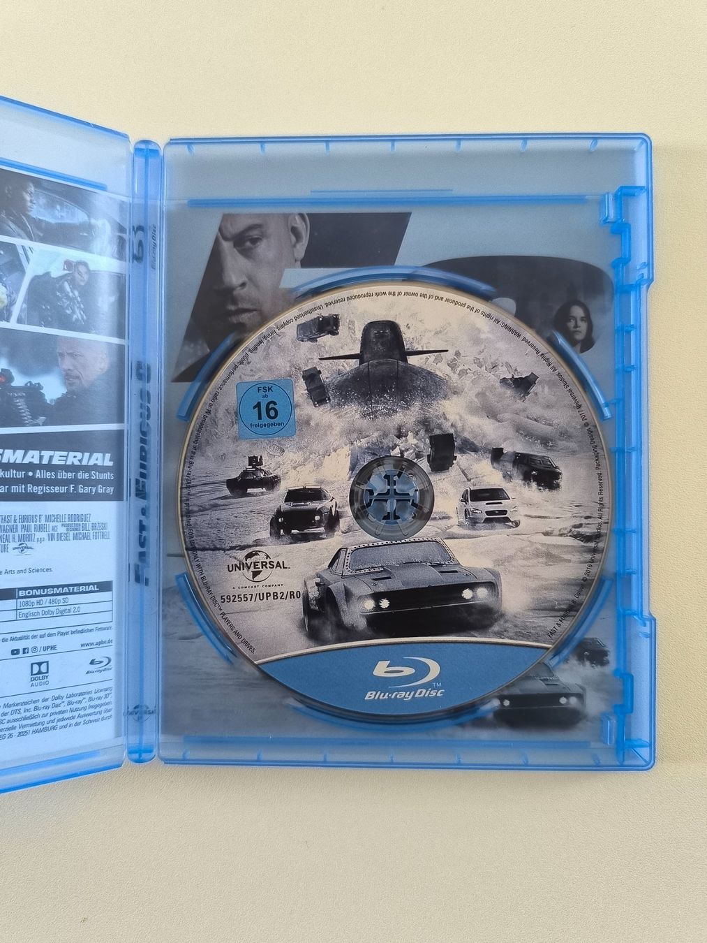Tutti i DVDs: Blu-ray / Fast & Furious 8 – Usato da Muttenz venduto da hak_dsk9 1