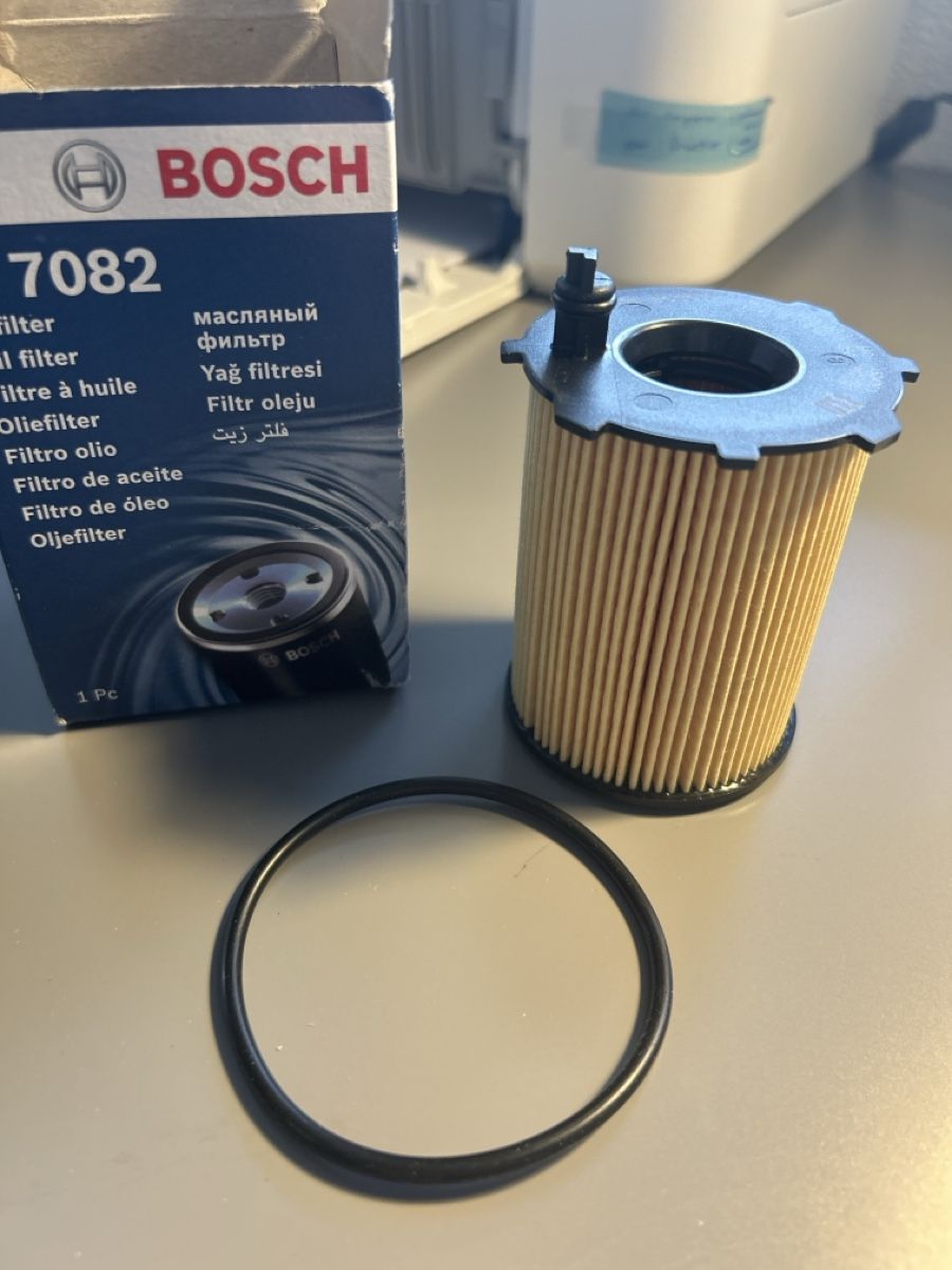 Bosch Tutti pezzi di ricambio auto: Bosch Ölfilter P 7082 - Originalverpackt – Nuovo e nell'imballaggio originale da Boniswil venduto da sim_7zhp 2
