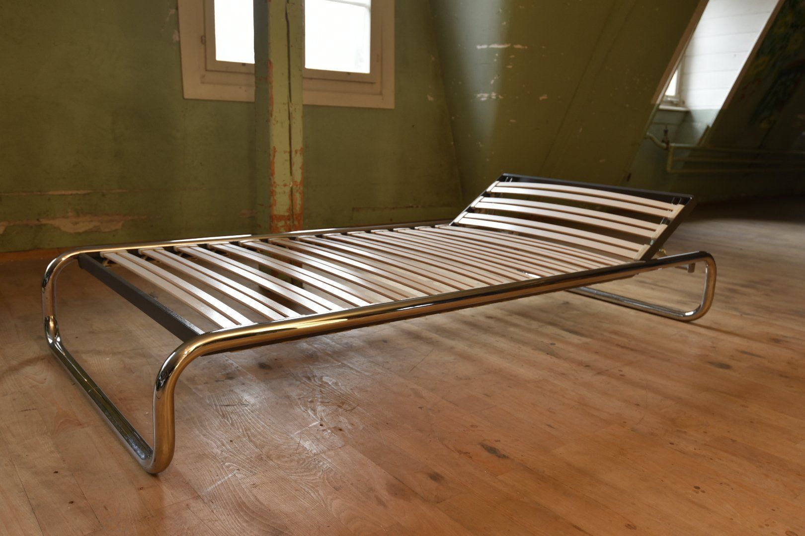 Embru Letti: Designer Bett Embru Roger Aubort – Usato da Lichtensteig venduto da Polsterwerk 3