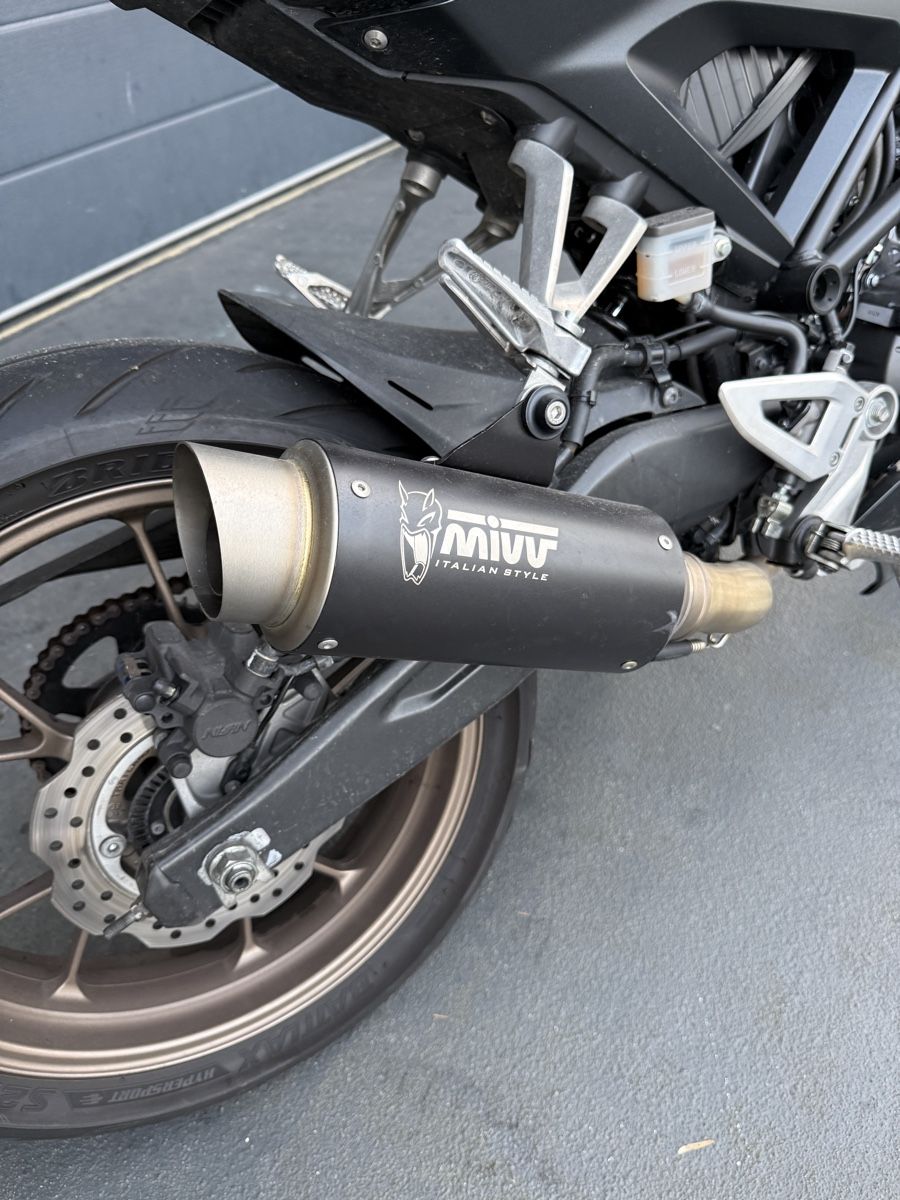 Honda Strasse: Honda CB125R – Gebraucht aus Herisau von Ramon_Quattro 2