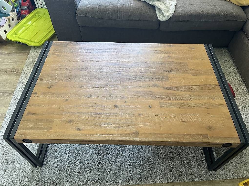 Tavoli: Couch Tisch industrial – Usato da Reitnau venduto da rubenboss 1