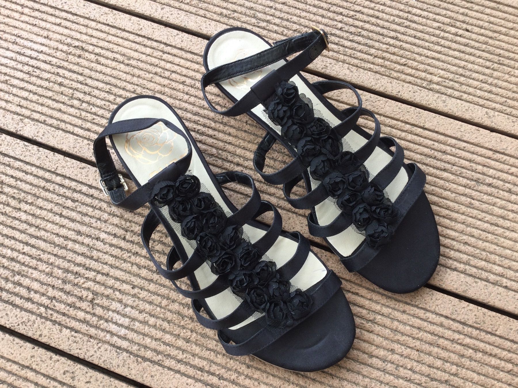 Cube Scarpe da donna: Sandalettes CUBE noires satinées roses – Nuovo e nell'imballaggio originale da Agiez venduto da chouchanelle 3