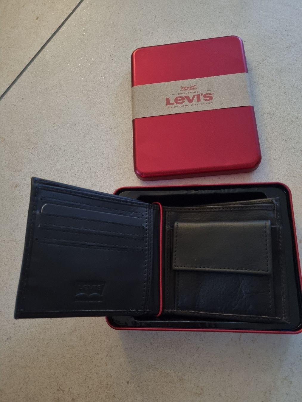 Levi's Portafogli: Levi's Herrengeldbeutel Neu – Nuovo (secondo la descrizione) da Pfaffnau venduto da Liz6264 1