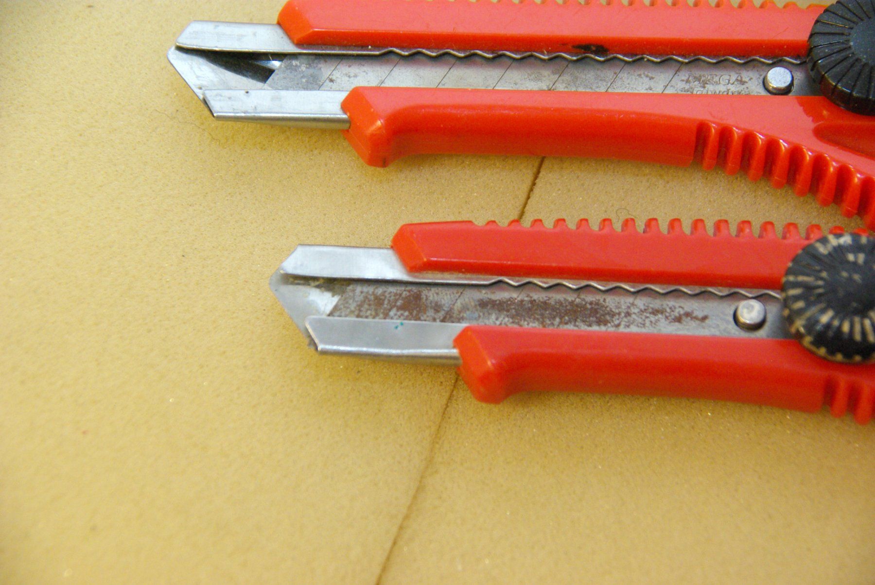 Alle Werkzeuge: 3x Kutter / Cutter kunststoff – Gebraucht aus Herisau von Cevianer1844 1