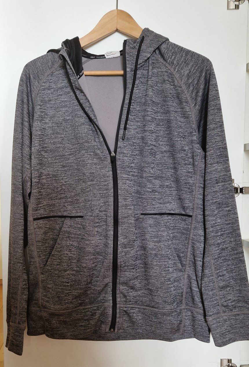 Maglioni & Felpe: Sweat à capuche zippé H&M gris – Usato da Epalinges venduto da Ozili