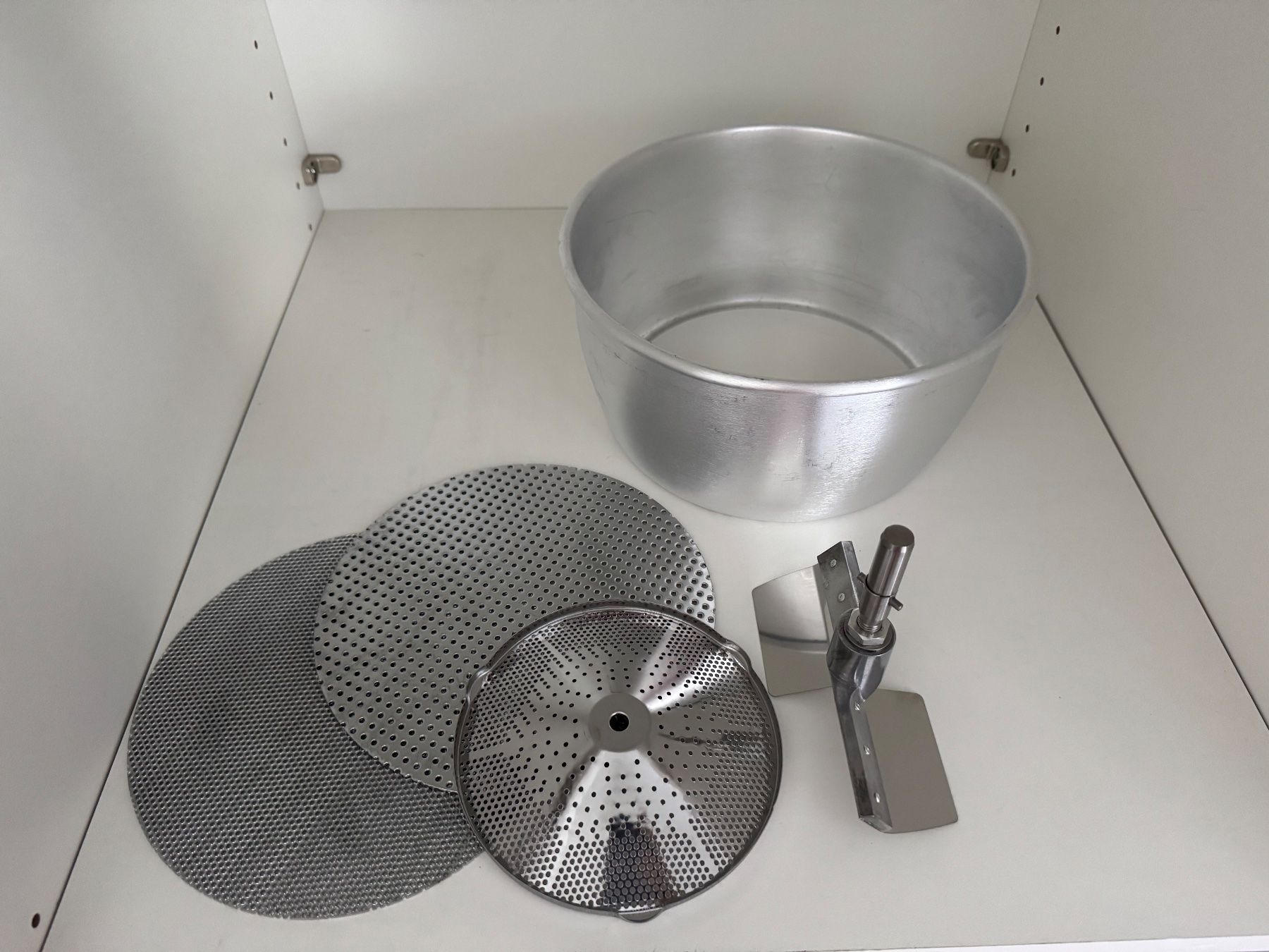 Kenwood Elettrodomestici da cucina: Passieraufsatz Kenwood neu – Usato da Niederrohrdorf venduto da Tizianob