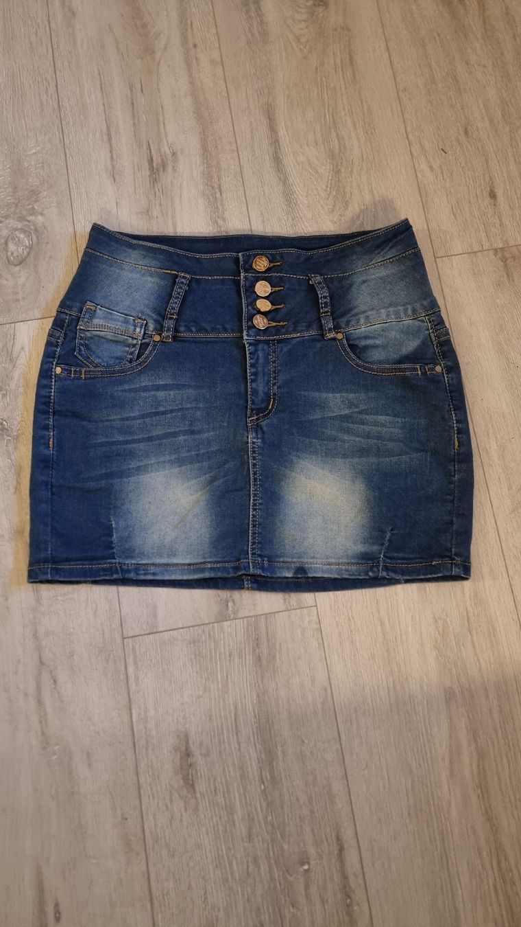 Röcke: Stylischer Jeans Minirock Gr. S – Gebraucht aus Wigoltingen von Zuckerfee84