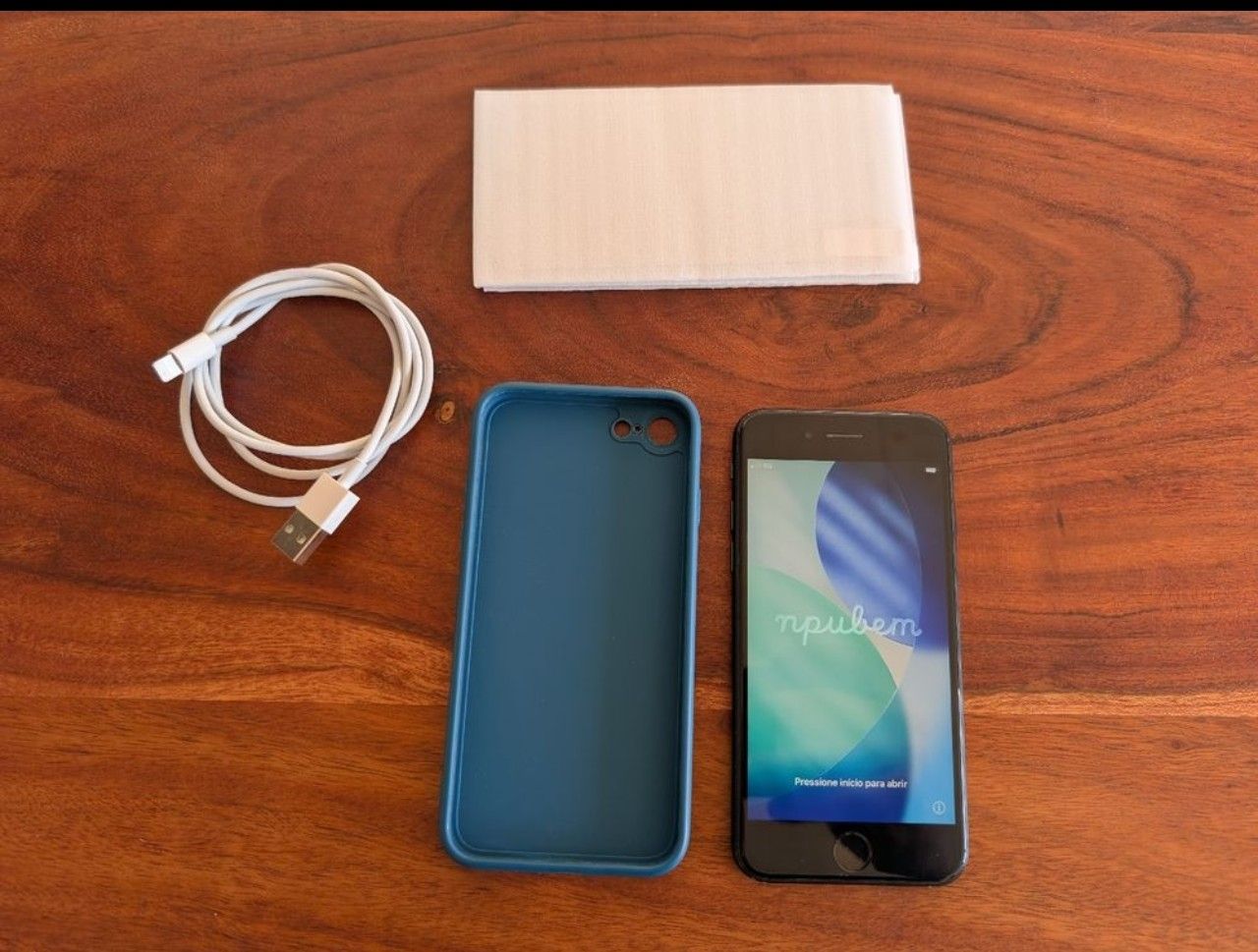 Apple Portables: iphone SE  – D'occasion à Cointrin par res_nvs8