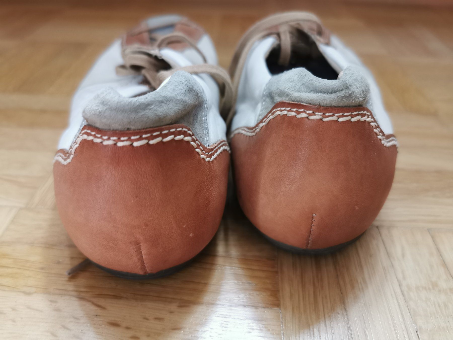 Scarpe da donna: Sneaker Giusti Leombruni Gr. 37 1/2 – Usato da Stäfa venduto da flamingo_17 4
