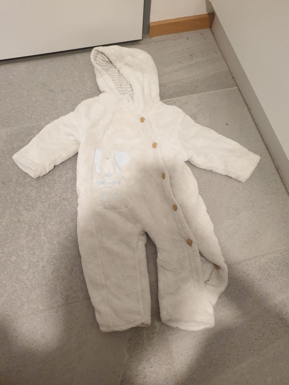 Lotti & Set di vestiti: 2 kuschelige Winteroveralls für Babys – Usato da Fahrwangen venduto da lya_n6l6 3