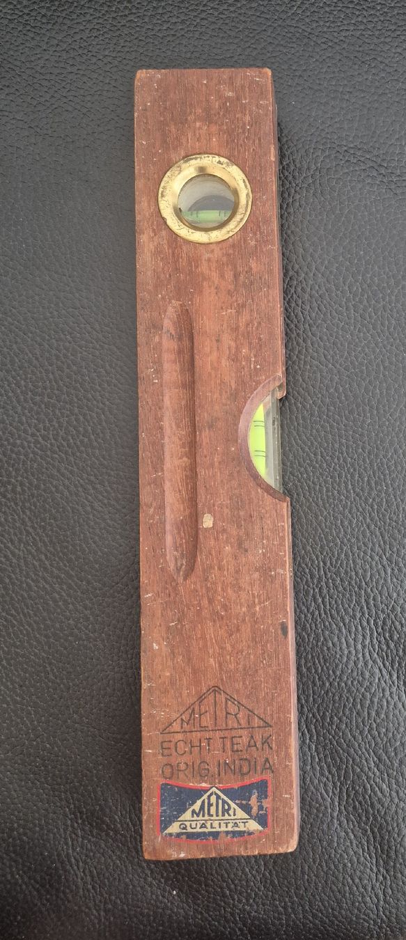 Mesurer: Alte Wasserwaage Teak – D'occasion à Rieden AG par Hema55 5
