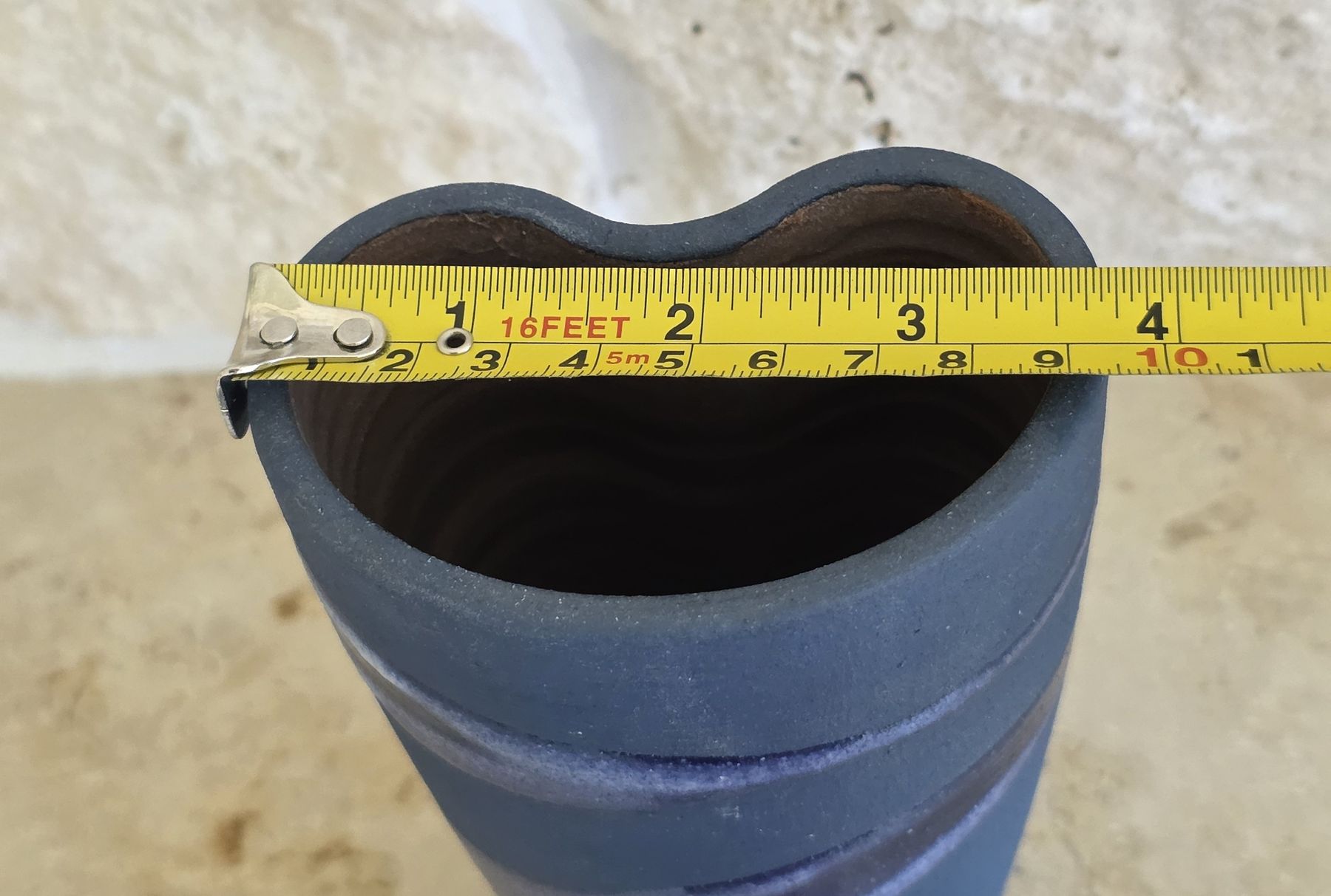 Vasen & Gefässe: Vase  dunkelblau gestreift neu – Neu (gemäss Beschreibung) aus Rheinsulz von Gilea 5