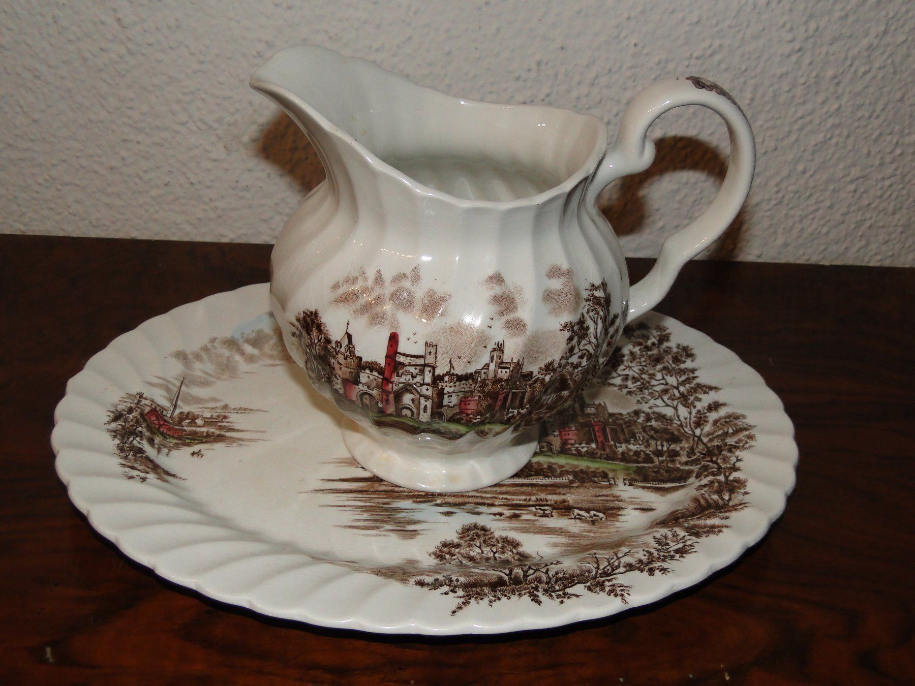 Johnson Brothers Piatti: Johnsons Bros Set 1965 / 70er – Usato da Emmenbrücke venduto da Ulisse-22