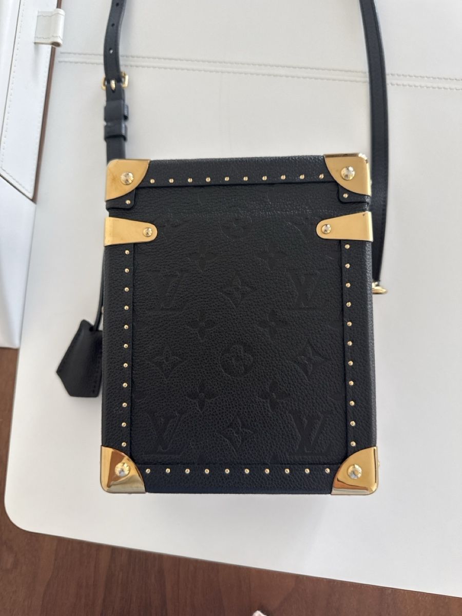 Louis Vuitton Taschen: M11131 Camera Box Louis Vuitton – Neu (gemäss Beschreibung) aus Staad SG von Ris_wwr88 4