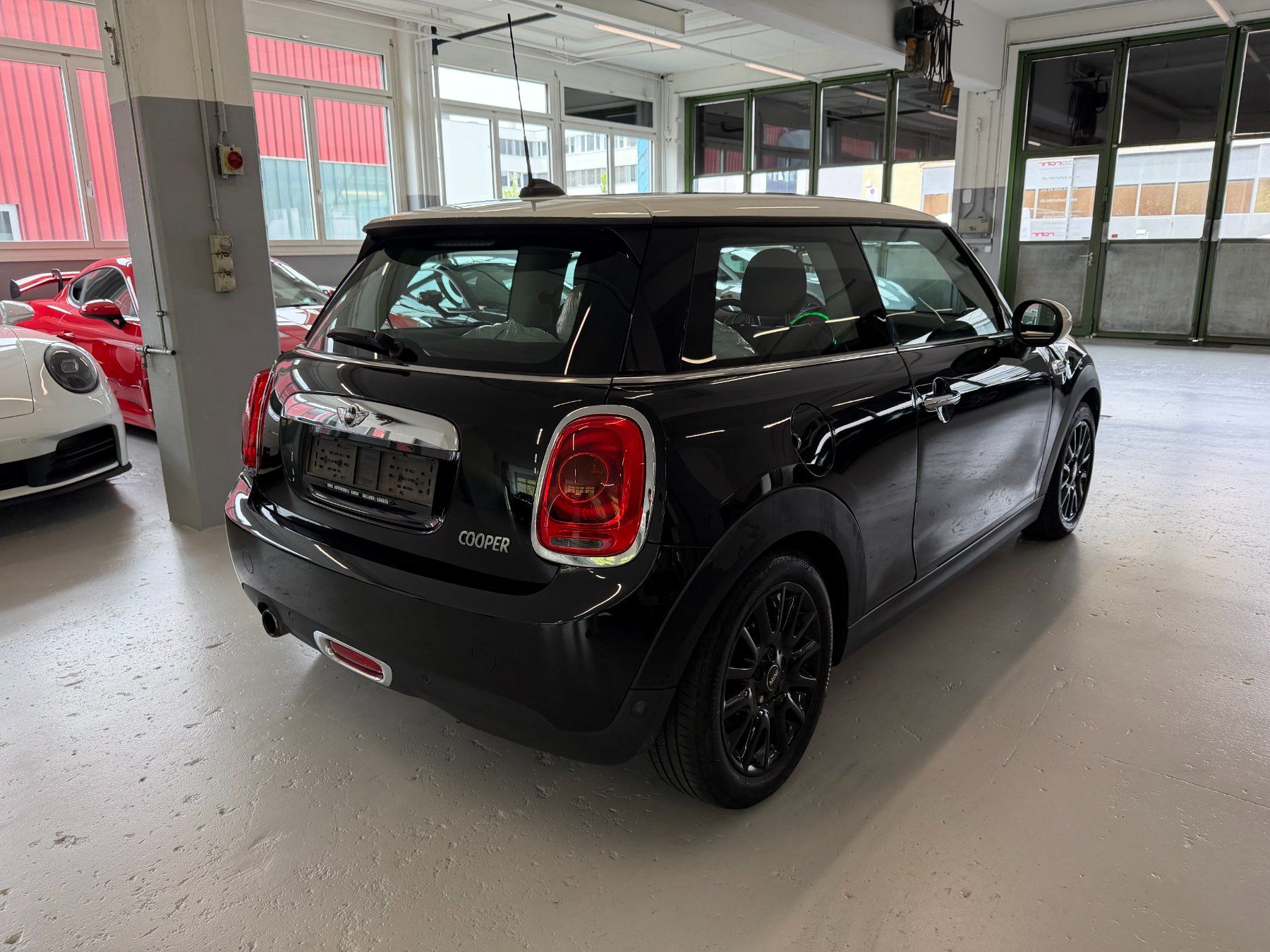 Mini Automobili: Mini Cooper ab 1.- !! 174500km / 1. Inv. 2015 – Usato da Glattbrugg venduto da AutoRohr 2