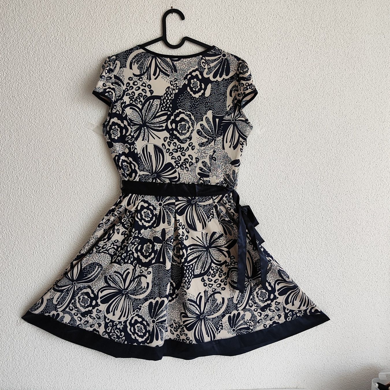 Vestiti: Kurzärmliges Sommerkleid, Gr. M – Nuovo (secondo la descrizione) da Ruetihof venduto da Sunny-Summer 2