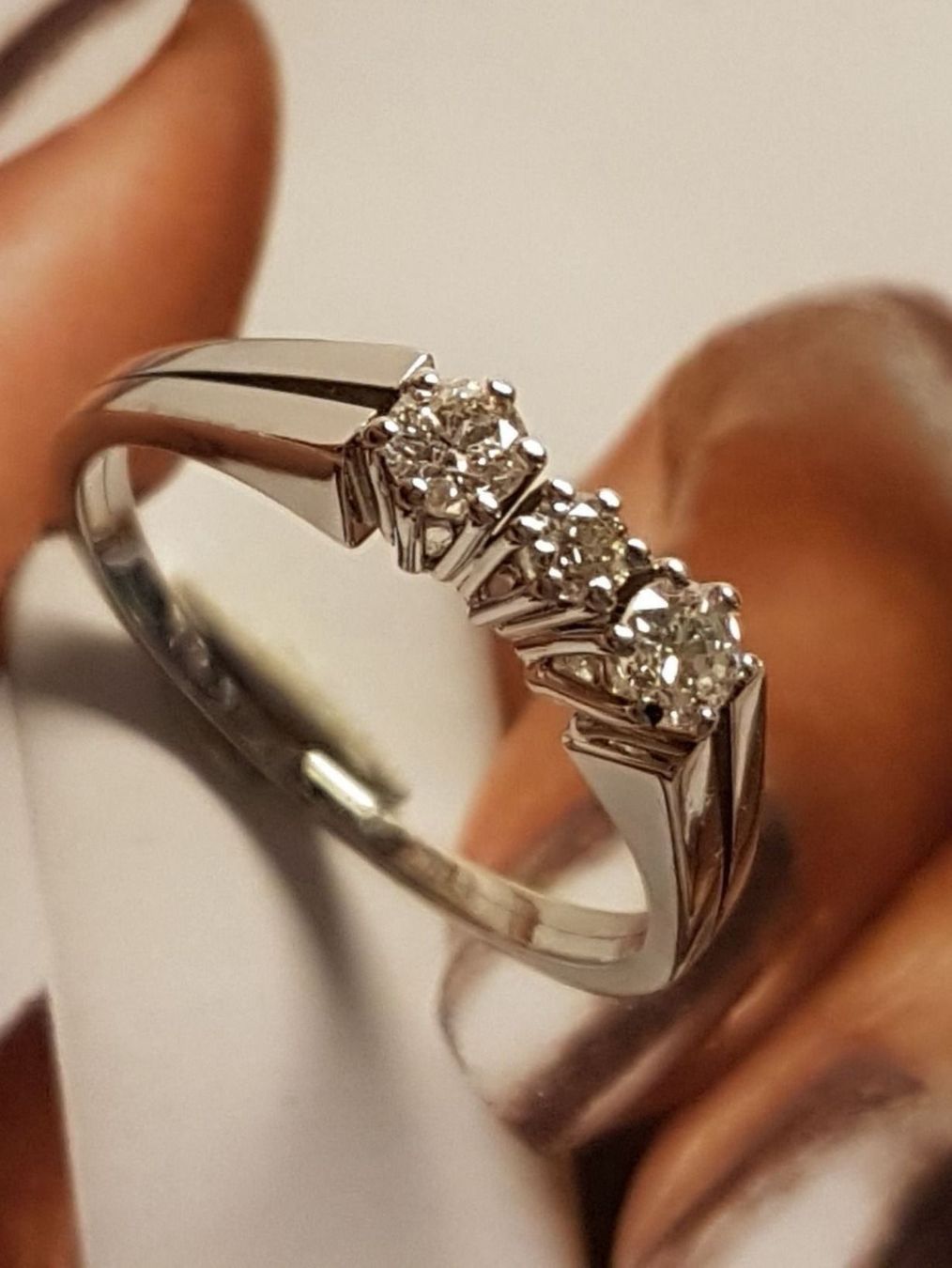 Anelli: 750 Weissgold + 3 Diamanten – Nuovo (secondo la descrizione) da Unterägeri venduto da Altgoldschmuck 9