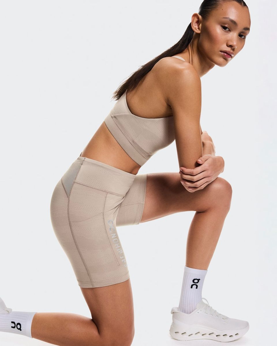 Hosen: ON Running Short Tights Erewhon Grösse S neu – Neu und originalverpackt aus Biel/Bienne von len_9tlh 3