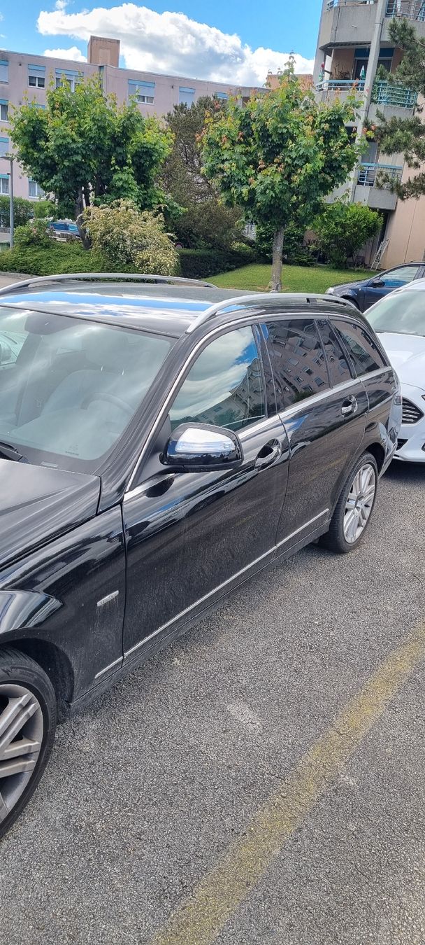 Mercedes-Benz Automobili: Mercedes C220CDI – Difettoso da Yverdon-les-Bains venduto da rev_yr9p 3