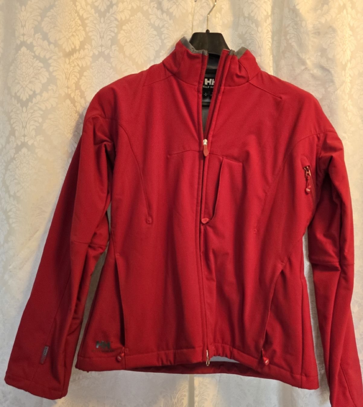 Helly Hansen Giacche: Helly Hansen Softshell Jacke, Damen Grösse L, Rot Top! – Usato da Gelterfingen venduto da charly3333