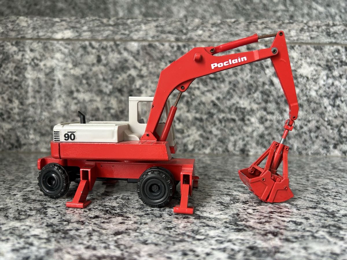 Kit di modellismo & Modellini statici: Poclain 90, 1:50 , Gescha – Usato da Horw venduto da Tigercat635 4