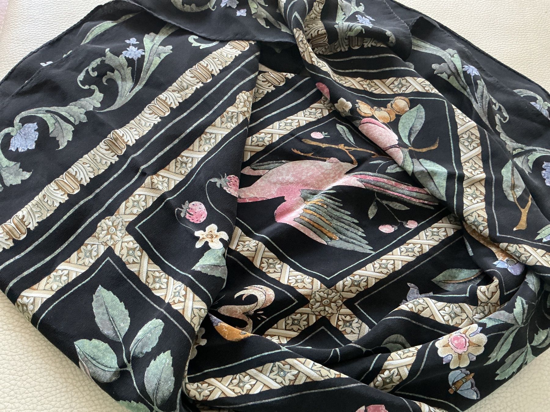 Foulards, Tücher & Schals: Saldarini Seide Foulard – Gebraucht aus Wettingen von Andres54 1
