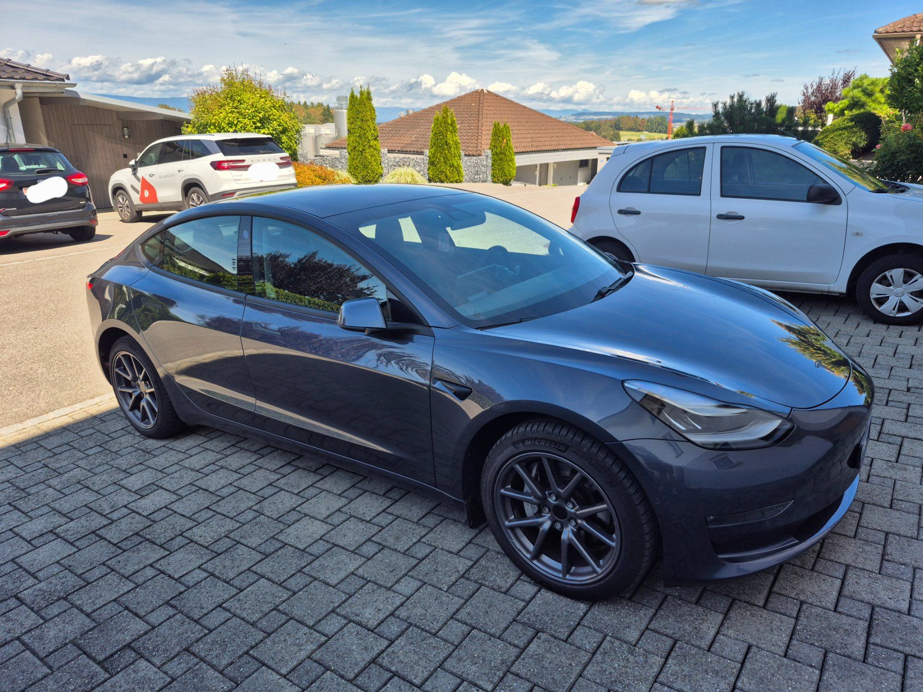 Tesla Autos: Tesla Model 3 long range dual motor awd – Gebraucht aus Schmitten FR von Fabian.jeckelmann 2