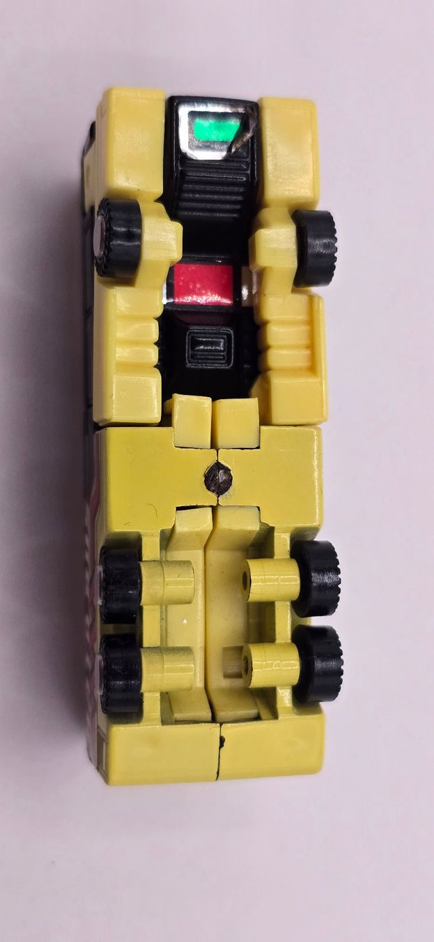 Bandai Giocattoli: Hato Bus transformable MR-27 - original 1983 – Usato da La Tour de Peilz venduto da Helvetica-Raw 2