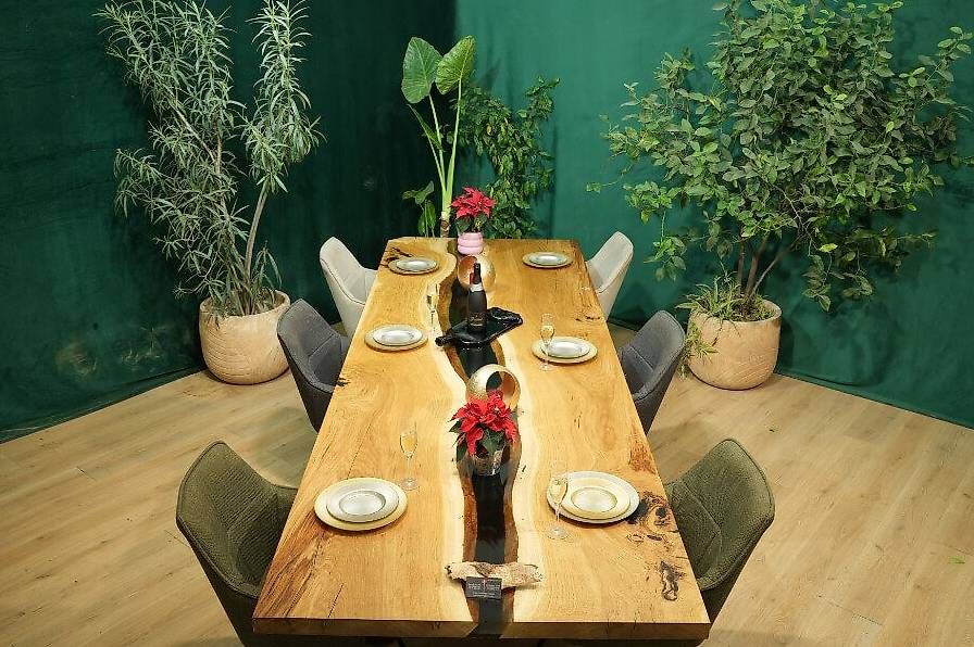 Toutes les décorations: Design trifft Natur - Dein Rivertable aus Eiche – D'occasion à Walchwil par Swissdesign_Haag 5