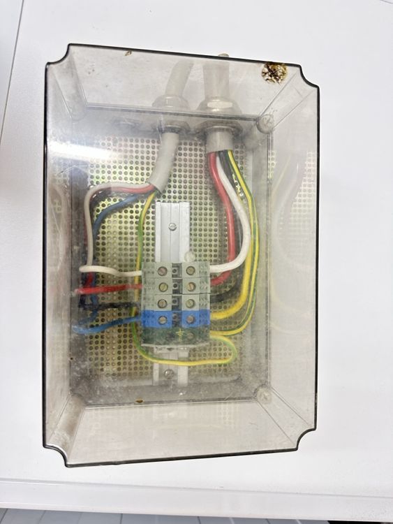 Electrical Junction Box - Wired and Ready for Installation (Gebraucht ...