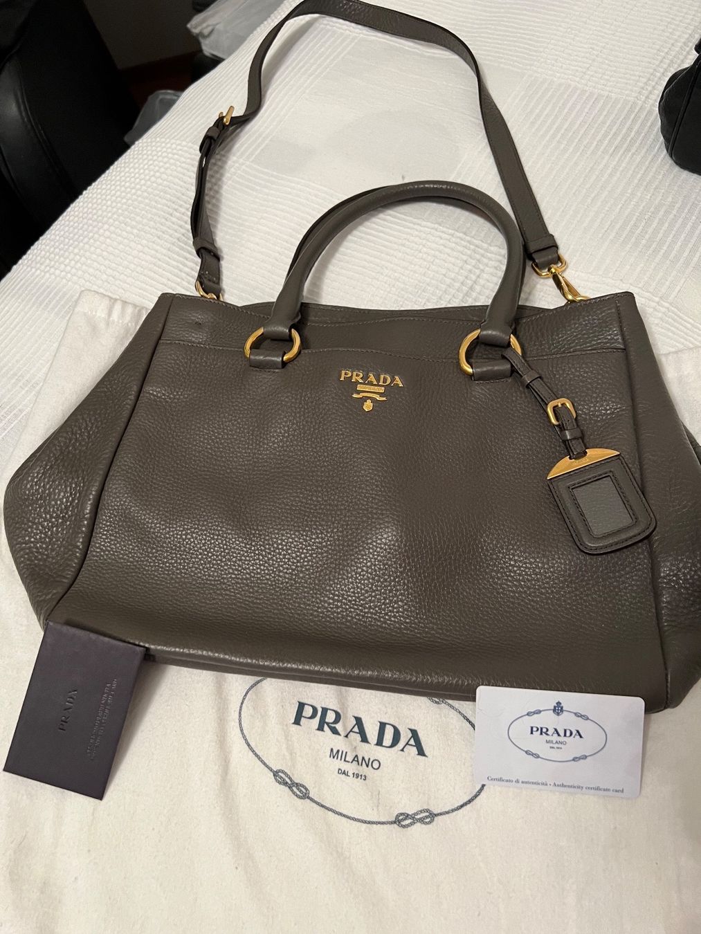 Prada Borse da donna: NEUWERTIG***ORIG. PRADA TASCHE**GRAU, SUPER GESCHENK*** – Nuovo (secondo la descrizione) da Zürich venduto da Ceca52 3