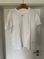 T-shirt Nike blanc, taille M, neuf jamais porté