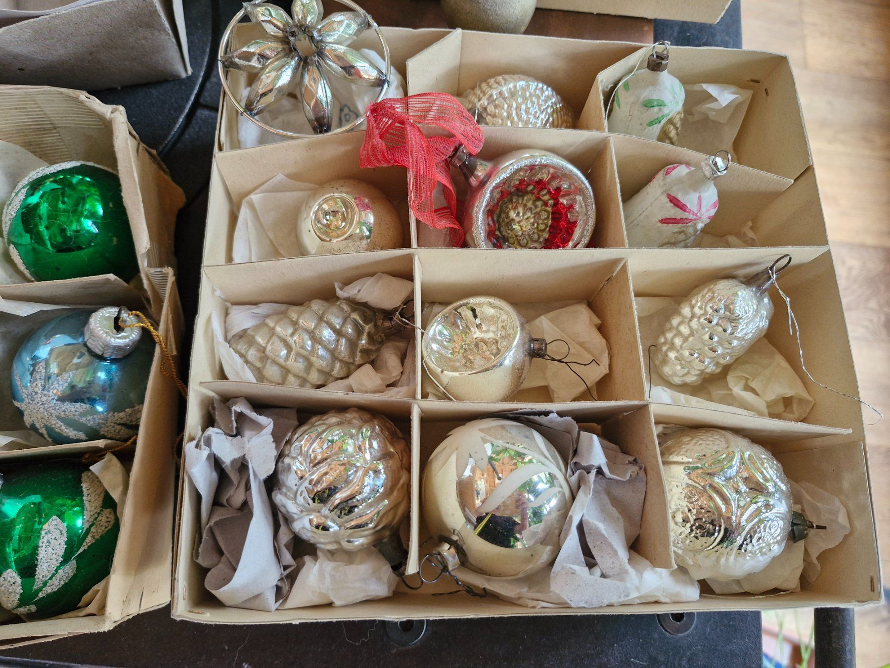 Tutte le decorazioni: antiker Christbaumschmuck – Usato da Guarda venduto da rue_bpd7 2