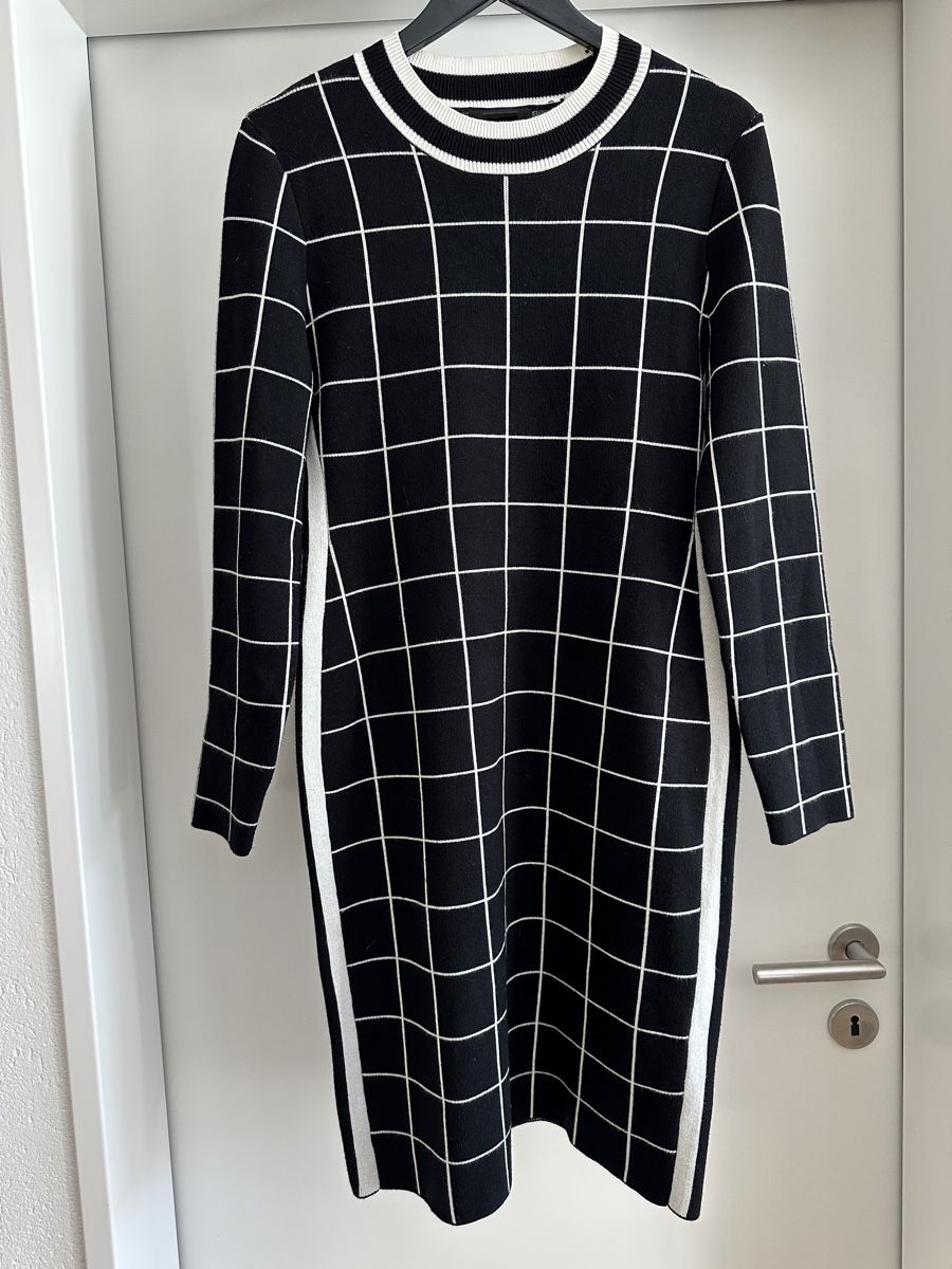DKNY Vestiti: DKNY Strickkleid schwarz weiß  – Usato da Speicher venduto da pat_ddn8