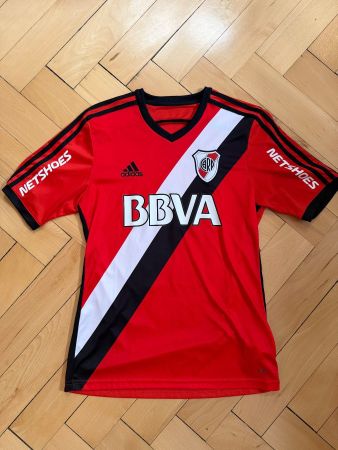 Maillot River Plate 2015