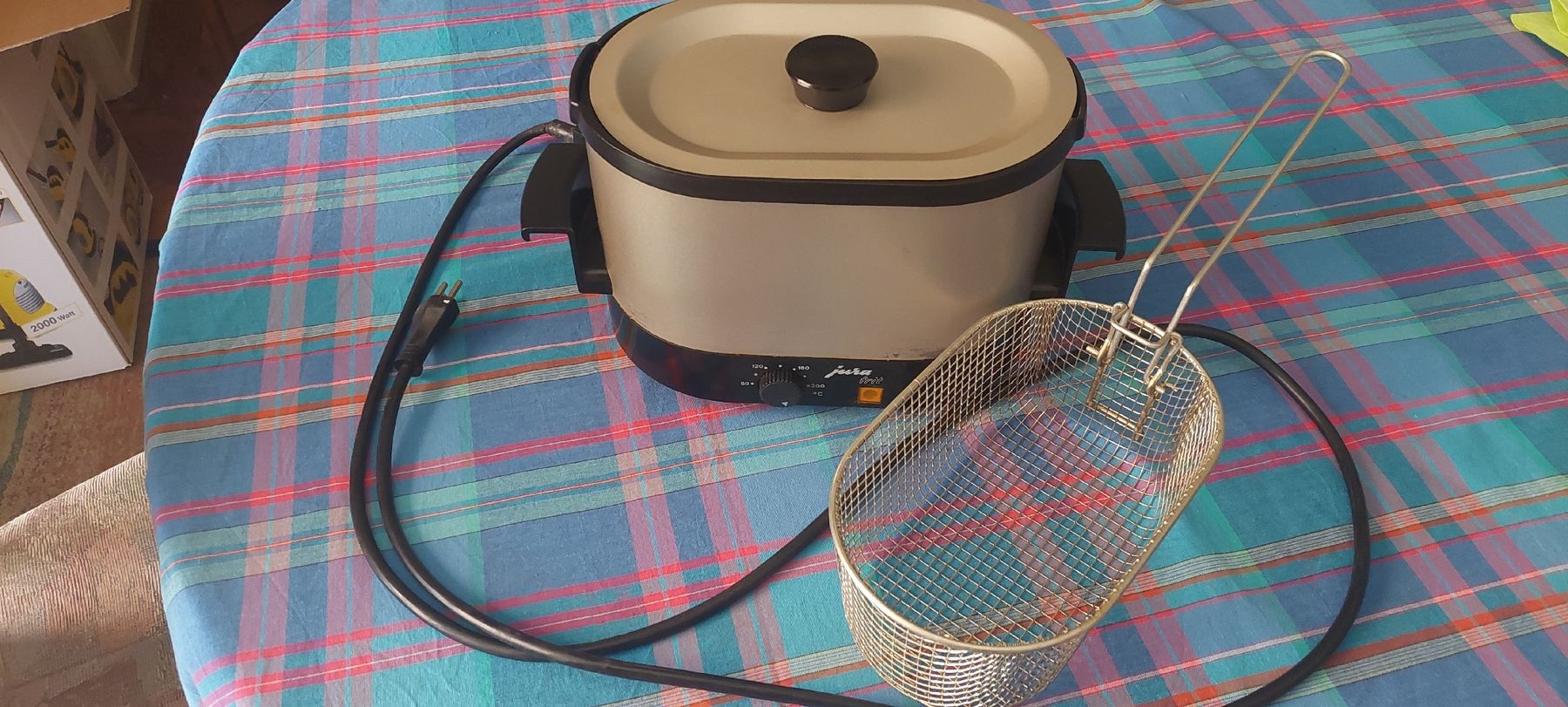 Jura Elettrodomestici da cucina: Petite friteuse Jura  – Nuovo (secondo la descrizione) da GENEVE venduto da Filou57 1