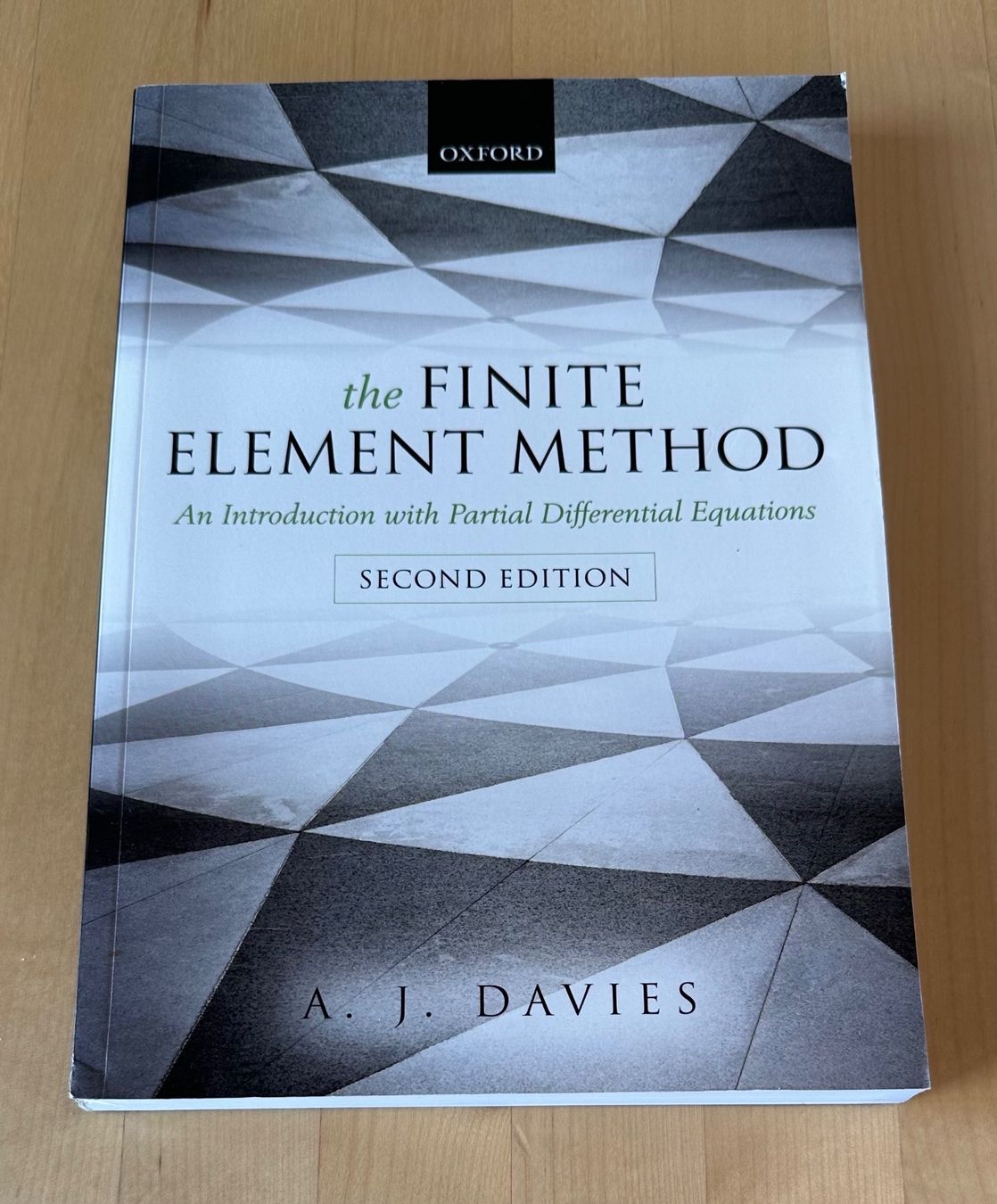 Libri: Lehrbuch The Finite Element Method 2. Edition (Oxford) – Usato da Watt venduto da BOberland71