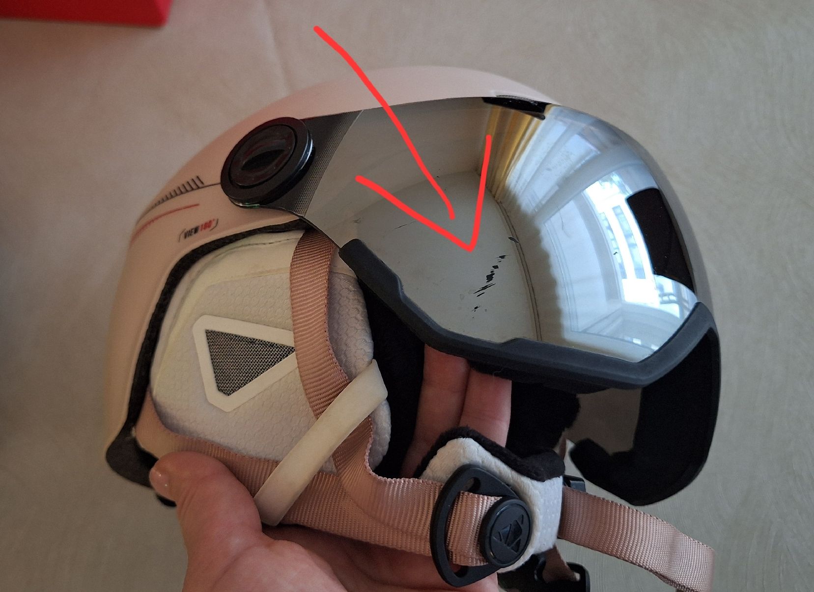 Caschi: Casque de ski Cairn Eclipse avec visière taille 56-58 cm – Usato da Fribourg venduto da Ninitica 2