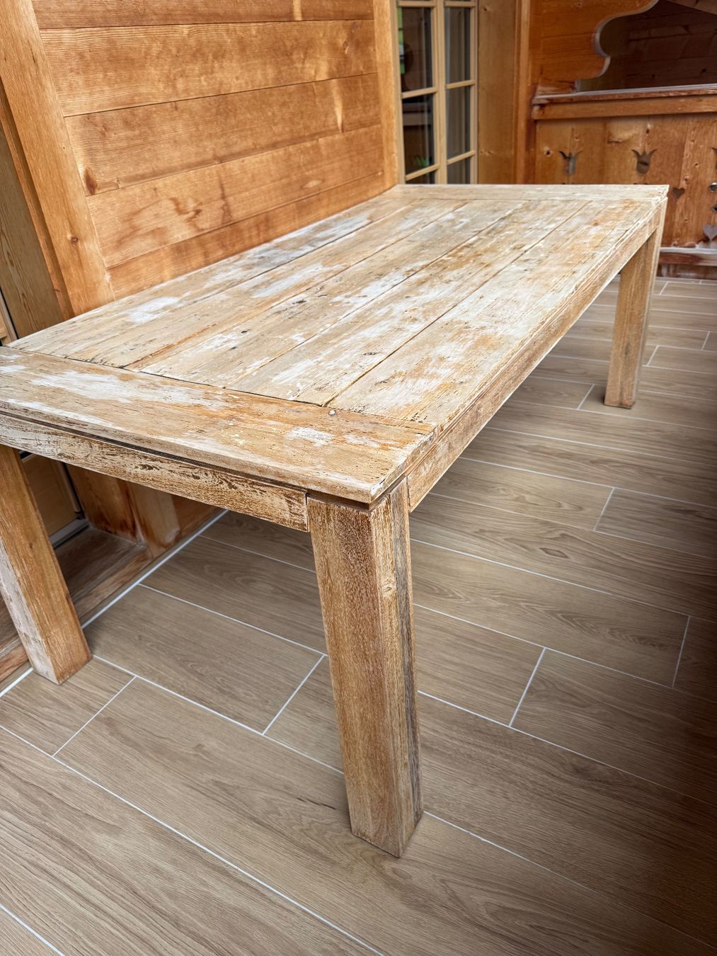Tische: Table en bois – Gebraucht aus Féchy von Florence.vgunten