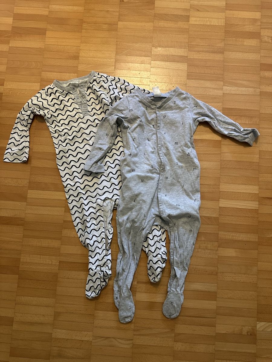 H&M Pigiama & Simili: Pyjamas H und M 80 – Usato da Baden venduto da Josefine7
