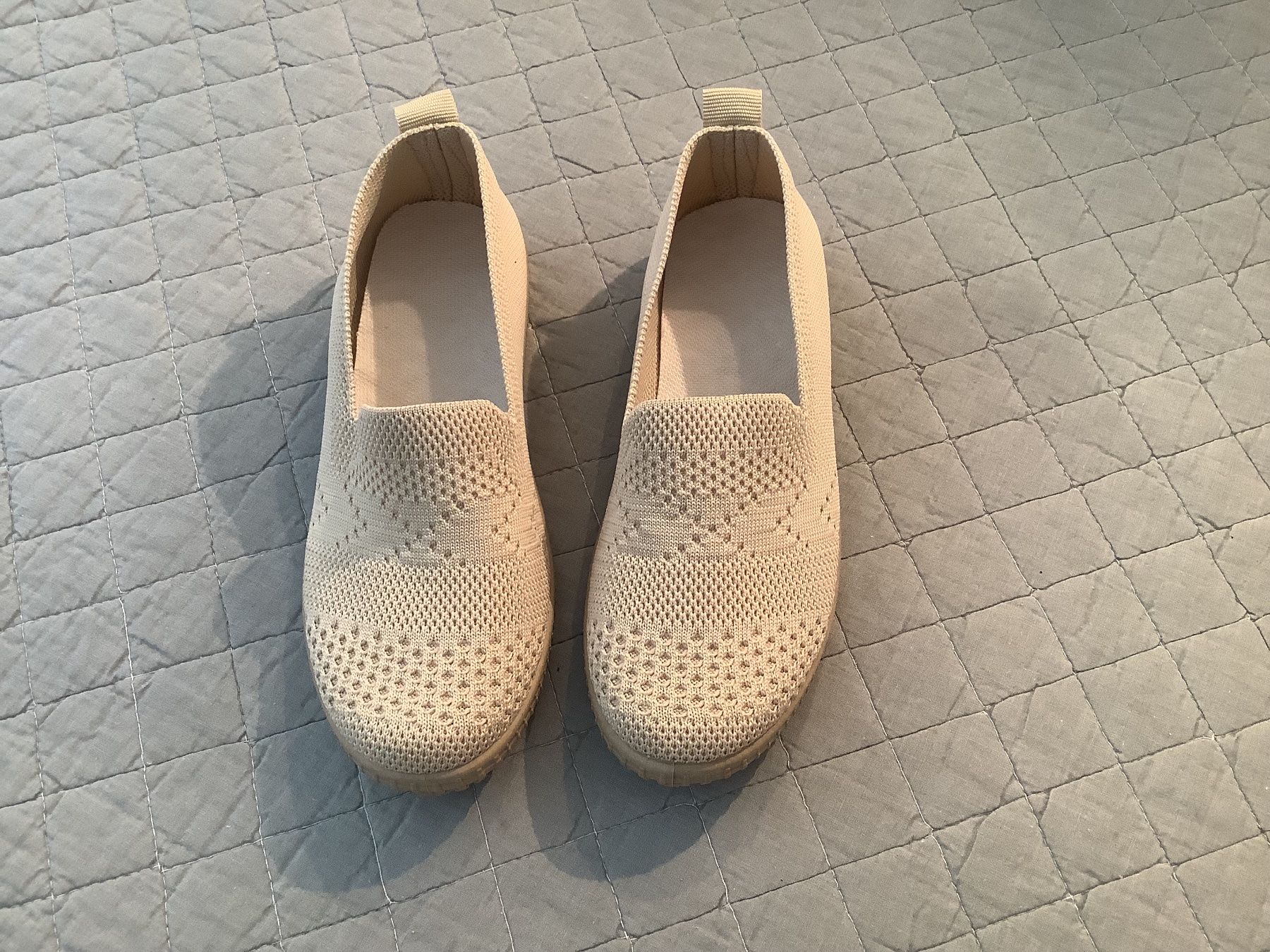 Scarpe da donna: sneaker gr. 36, neu – Nuovo e nell'imballaggio originale da Kerzers venduto da MarianneRamseier