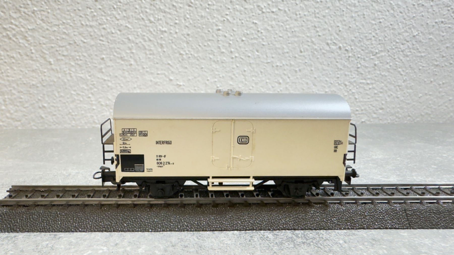 Märklin Modelleisenbahnen: Märklin DB Güterwagen - Interfrigo H0 / AC – Gebraucht aus Windlach von Kelebra 2