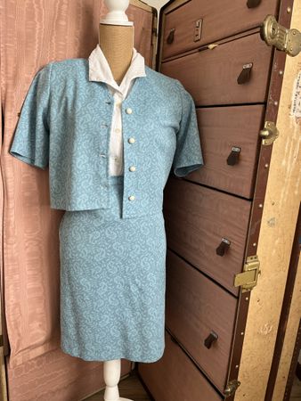Completo estivo vintage azzurro, giacca e gonna anni '60
