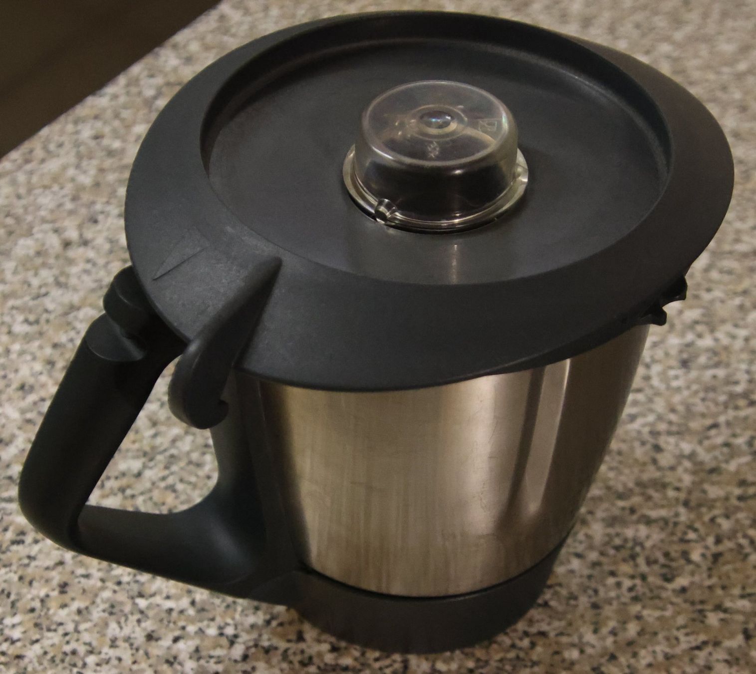 Thermomix Appareils de cuisine: Mixtopf Thermomix TM31 – Défectueux à Diegten par dolphin04
