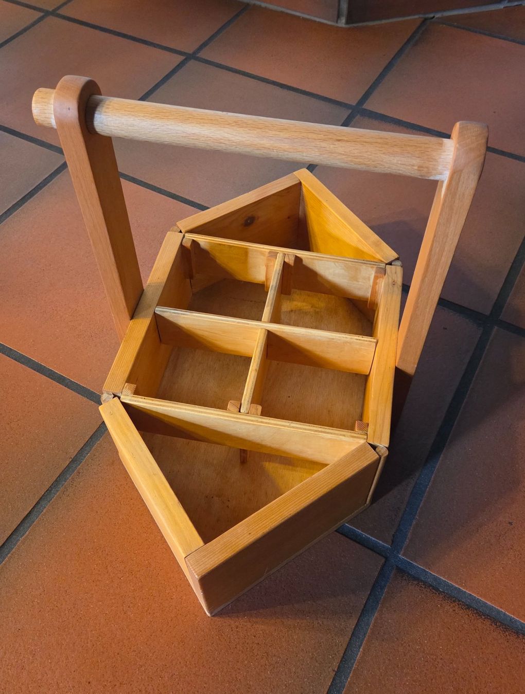 Casse di trasporto: Flaschenträger aus Holz – Usato da Wauwil venduto da SimXM78 2