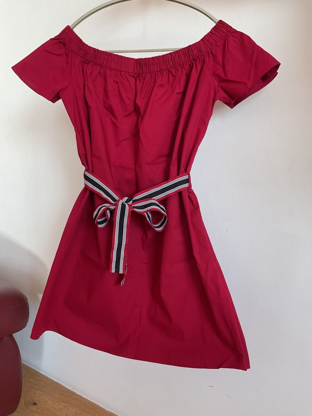 Robes: Robe d’été – Neuf (Voir description) à Neuchâtel par sta_7qfy 5