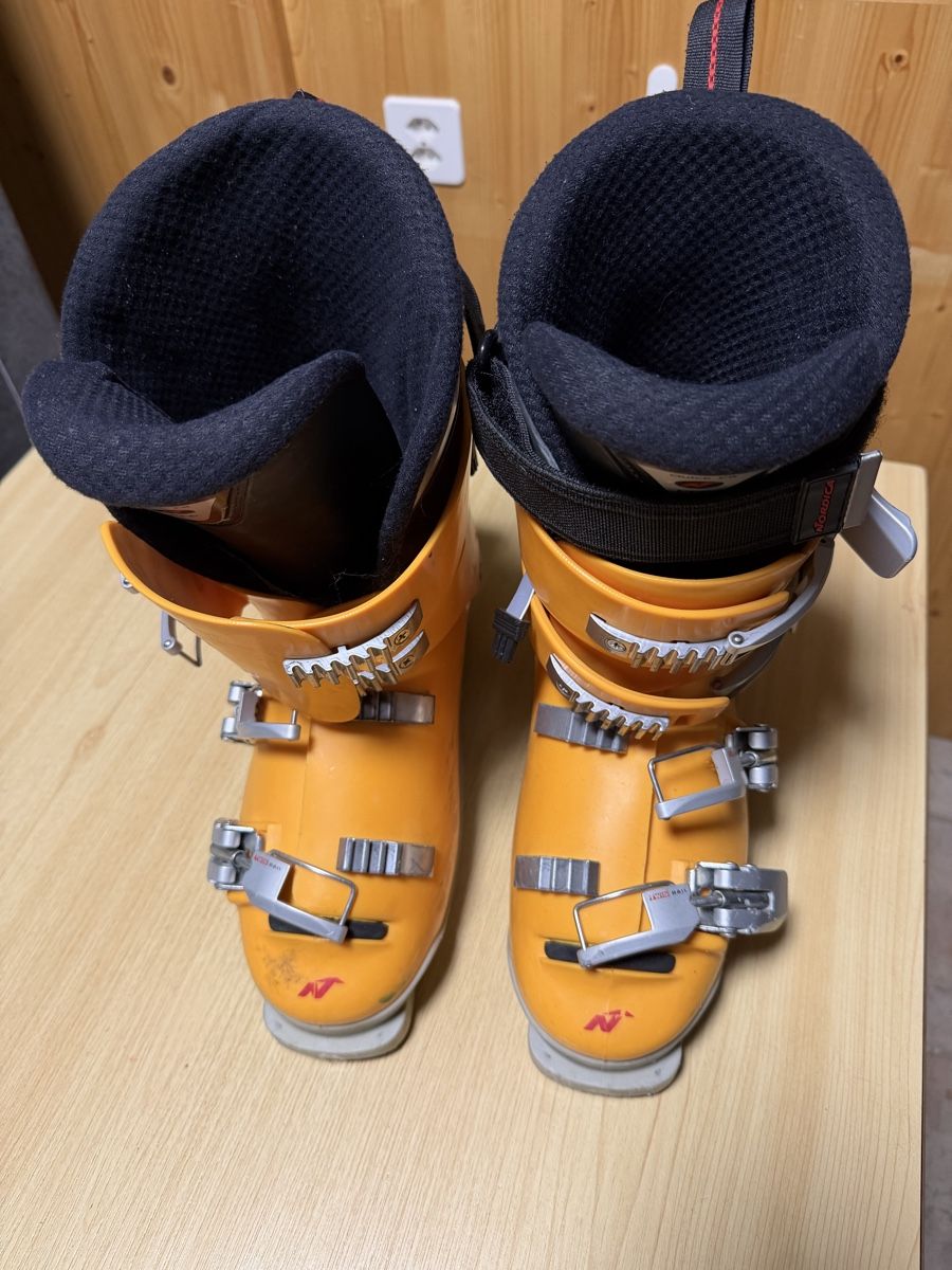 Nordica Sci: Nordica ski boots – Usato da Hospental venduto da bal_bwr5