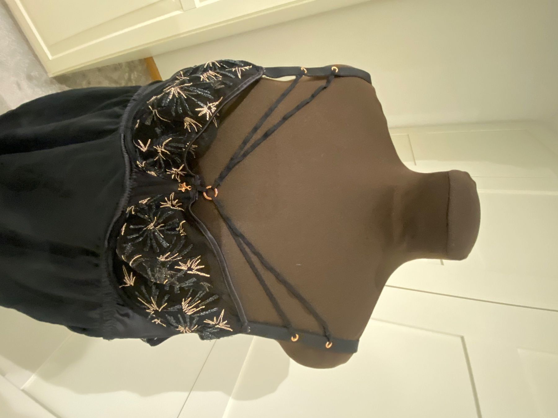 Autres dessous: Neglijee – D'occasion à Liestal par aarroon 1