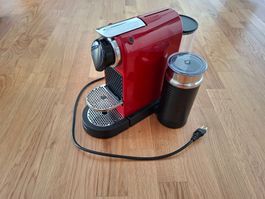 Nespresso Citiz mit Milchschäumer von Krups