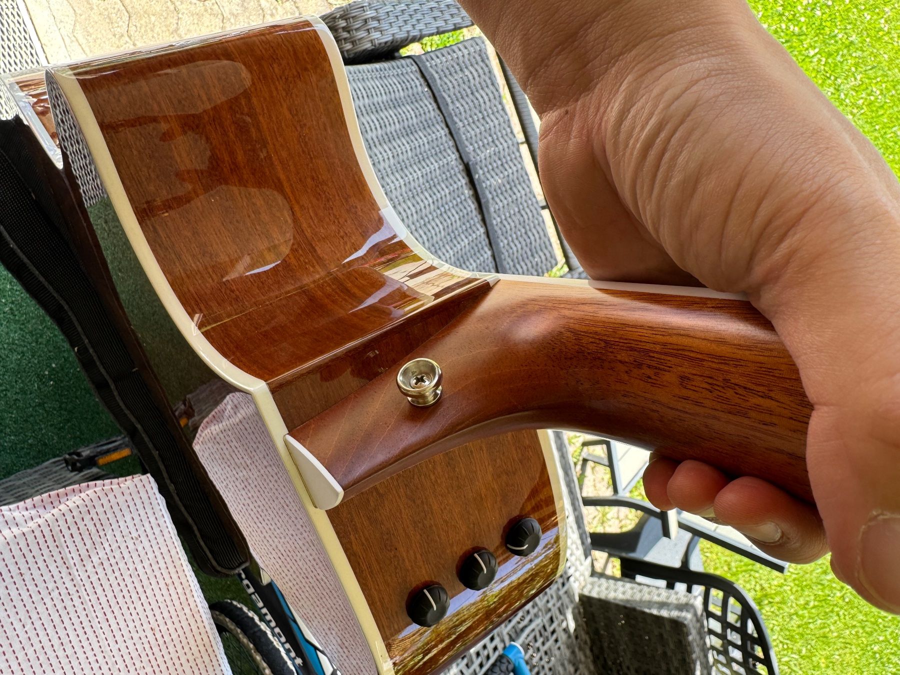 Taylor Strumenti musicali: Taylor 414ce USA. jg.2019 – Usato da Oetwil am See venduto da GrittiMercedesBenz 5